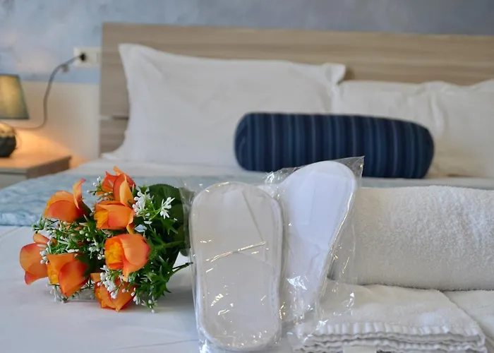 Paradise Suites 500m Dal Mare In Estate Servizio Navetta Per Sperlonga CentroBed and Breakfast